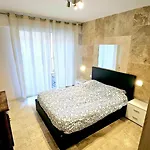 4 Pieces, Spacieux 8 Couchages Antibes