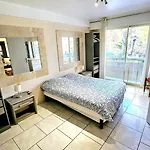 Appartement 4 Pieces, Spacieux 8 Couchages Antibes